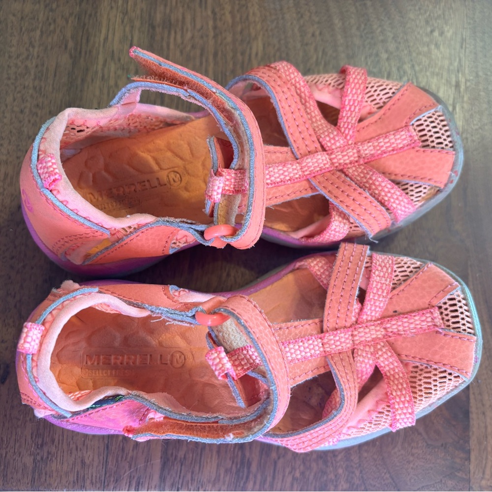 Merrell Kids' size 9 hydro sandals Vibrant Pink Adventure Sandals - Picture 2 of 3
